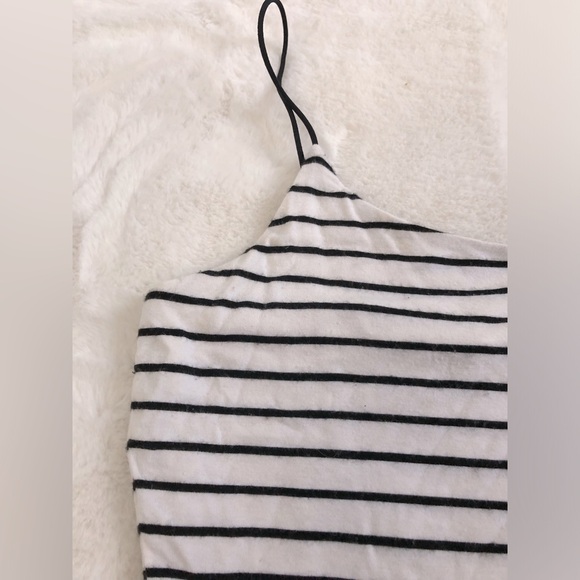 Garage Stripped Cropped Tank Top - Picture 3 of 8